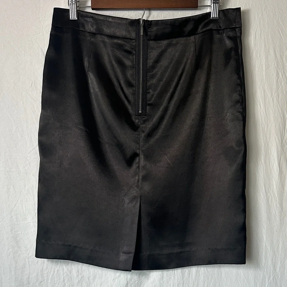 Saks Fifth Avenue Elegant Black Pencil Skirt - Picture 3 of 6